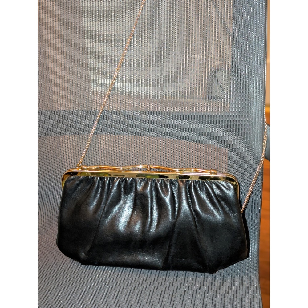 Vintage‎ Mardane USA Black Leather Clutch Purse Gold Tone Kiss Lock Chain Bag